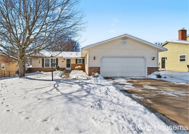 1921 Camille Drive SE, Grand Rapids, MI 49546