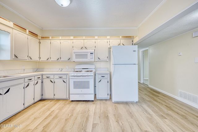 4408 ARLEN Avenue, El Paso, TX 79904