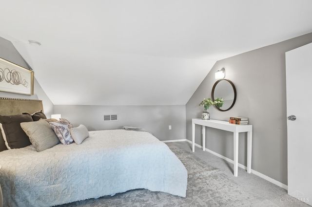 7238 Osceola Drive, Madeira, OH 45243