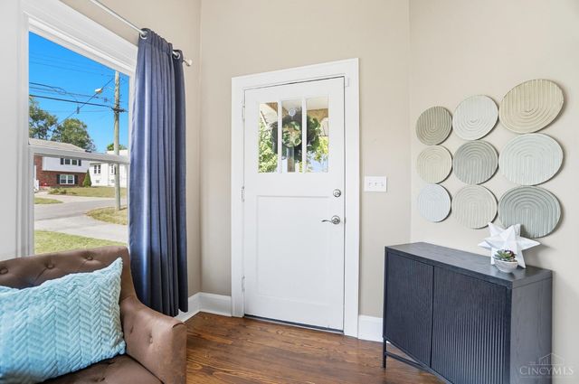 7238 Osceola Drive, Madeira, OH 45243