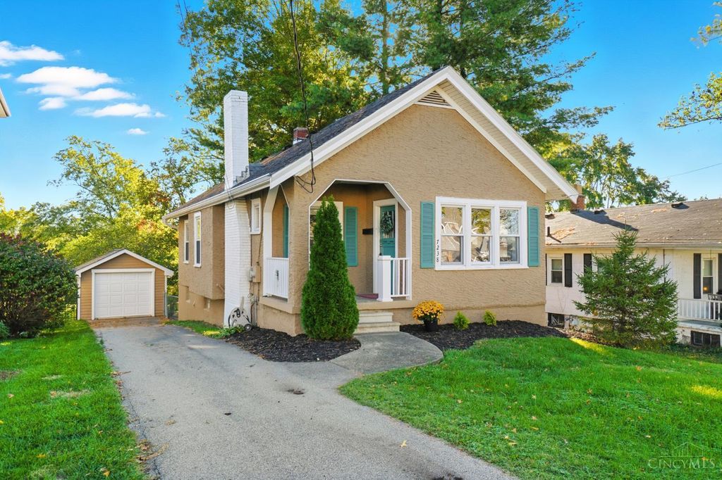 7238 Osceola Drive, Madeira, OH 45243