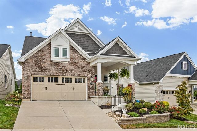 17028 Fire Glow Drive, Wildwood, MO 63011