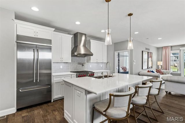 17028 Fire Glow Drive, Wildwood, MO 63011