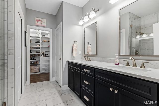 17028 Fire Glow Drive, Wildwood, MO 63011