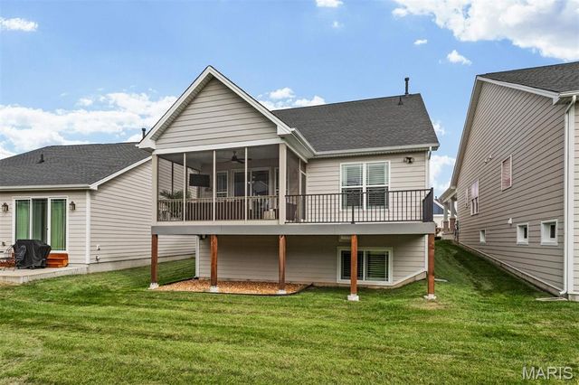 17028 Fire Glow Drive, Wildwood, MO 63011