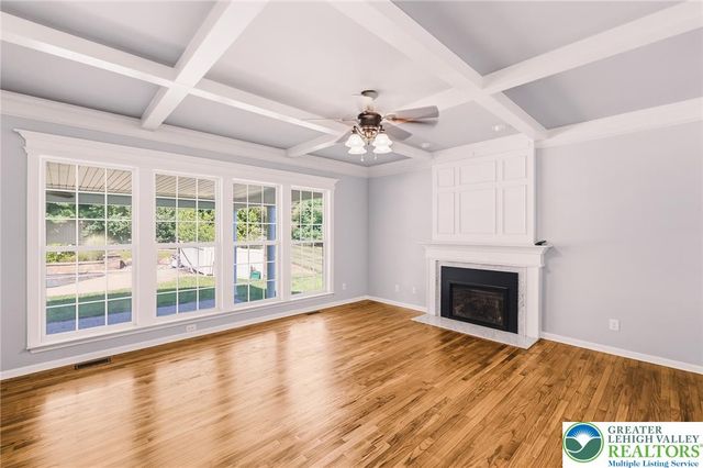 2224 Pembrooke Drive, Lower Macungie Twp, PA 18062