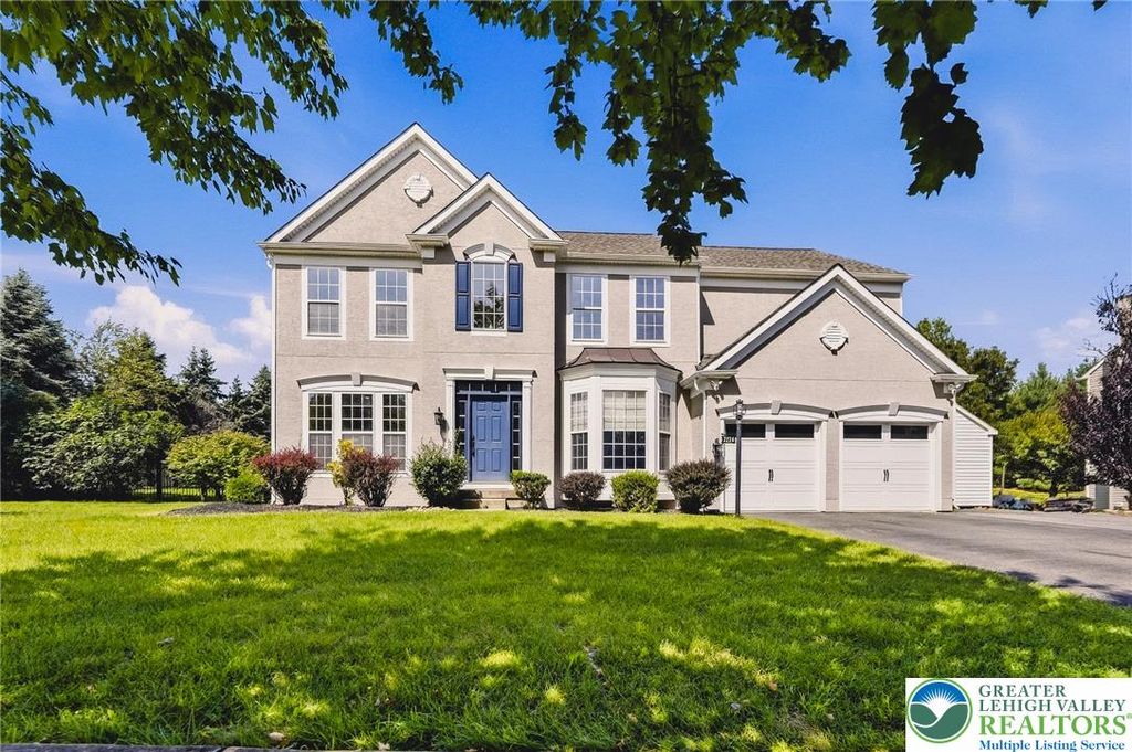 2224 Pembrooke Drive, Lower Macungie Twp, PA 18062
