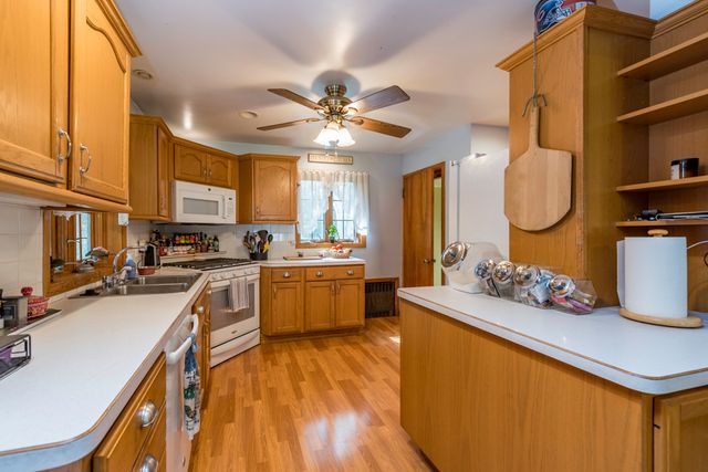 2823 27th Street, Zion, IL 60099