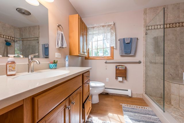 2823 27th Street, Zion, IL 60099