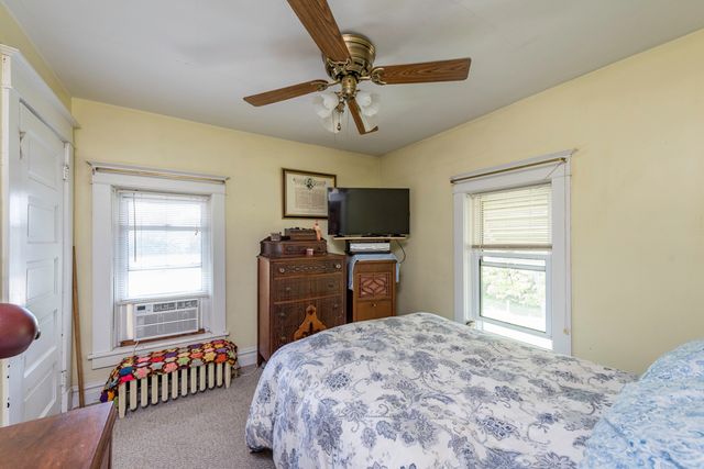 2823 27th Street, Zion, IL 60099