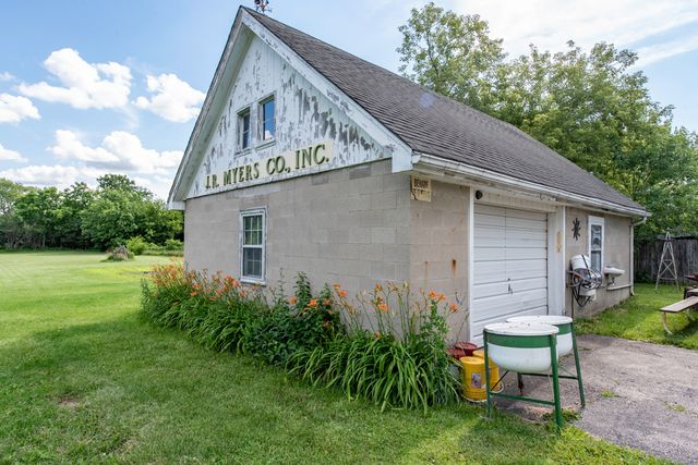 2823 27th Street, Zion, IL 60099