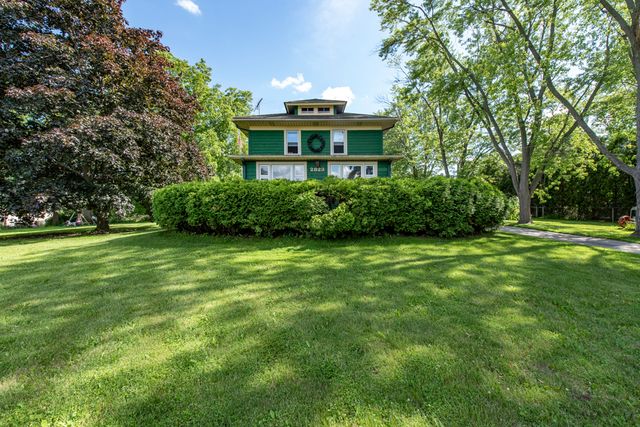 2823 27th Street, Zion, IL 60099