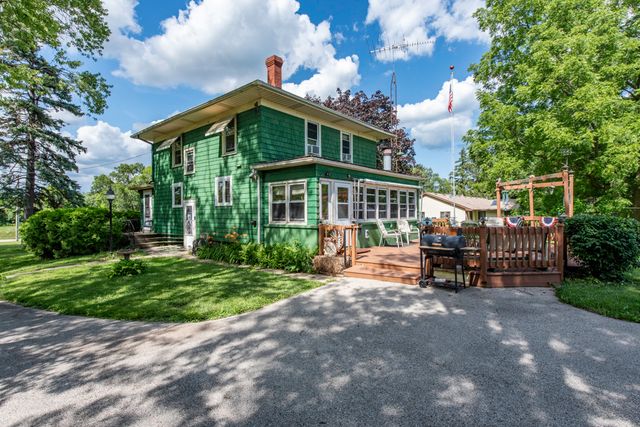2823 27th Street, Zion, IL 60099