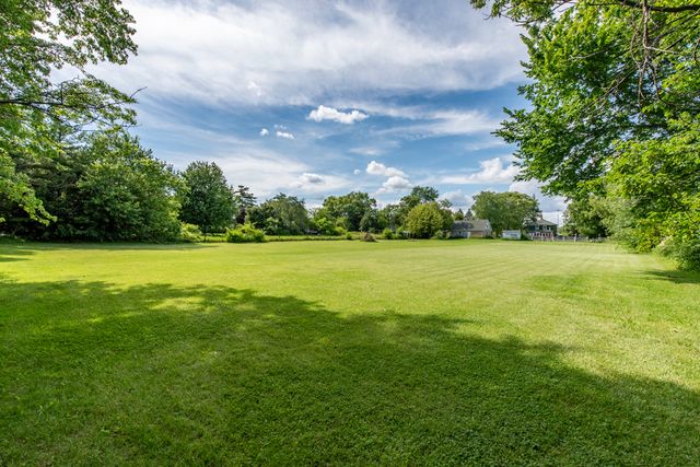 2823 27th Street, Zion, IL 60099
