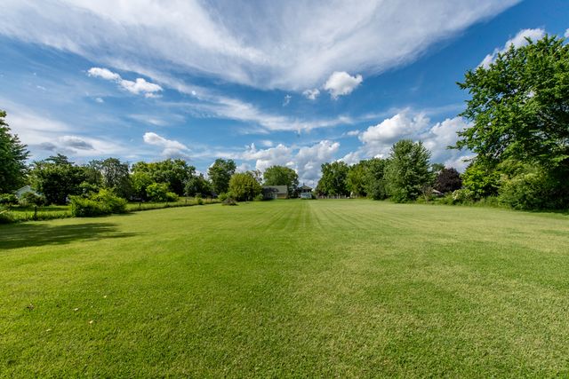 2823 27th Street, Zion, IL 60099