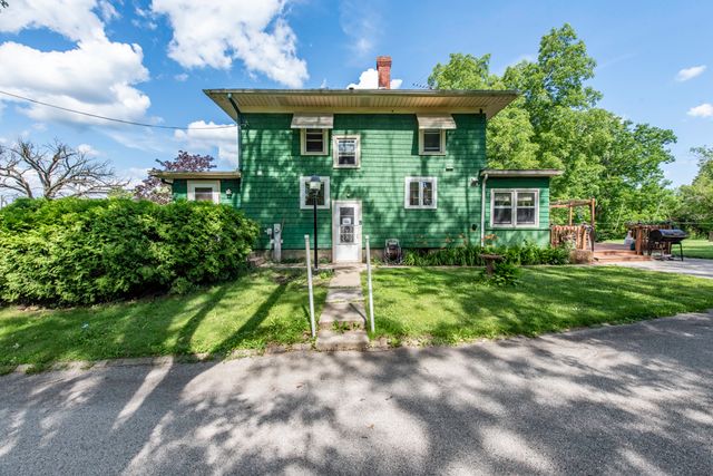 2823 27th Street, Zion, IL 60099