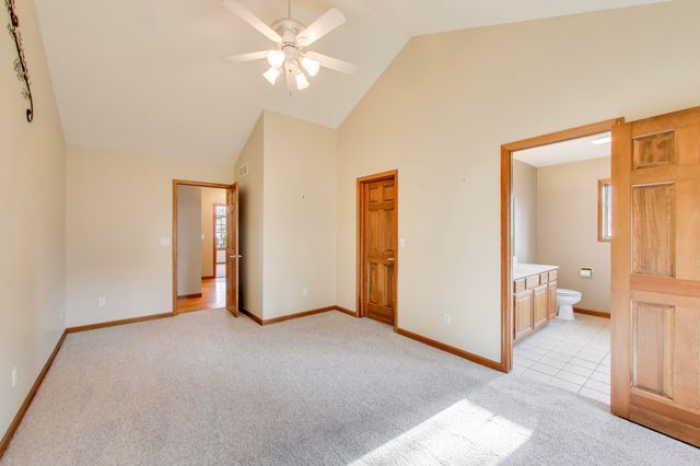 1642 Commodore Lane, Chesterton, IN 46304