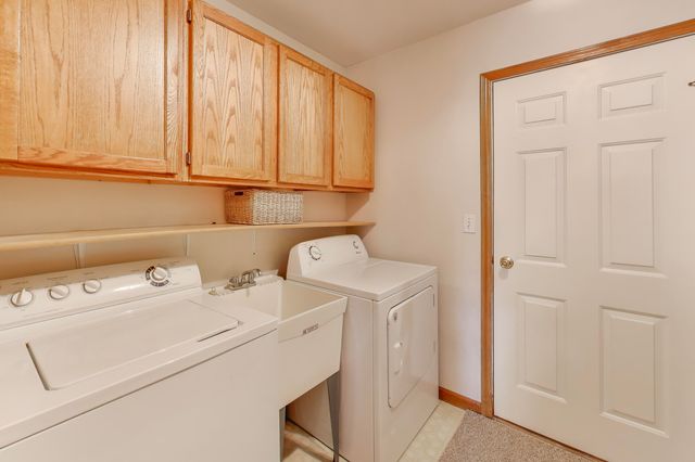 1642 Commodore Lane, Chesterton, IN 46304