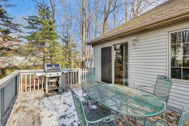 1642 Commodore Lane, Chesterton, IN 46304