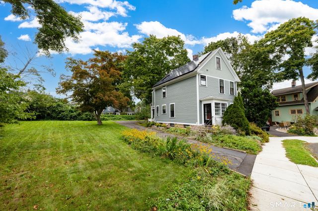 50 Glendale Street, Hamden, CT 06517