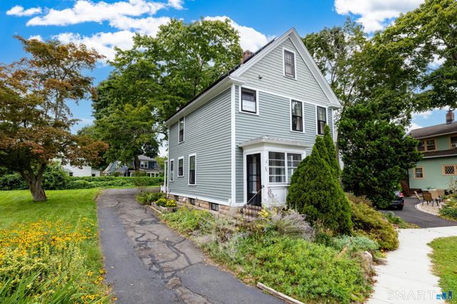 50 Glendale Street, Hamden, CT 06517