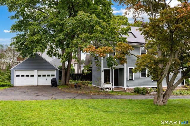 50 Glendale Street, Hamden, CT 06517
