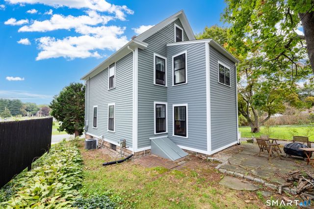 50 Glendale Street, Hamden, CT 06517