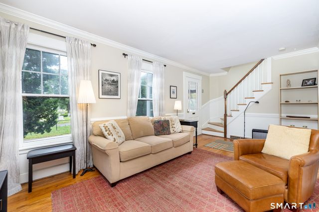50 Glendale Street, Hamden, CT 06517