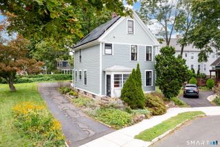 50 Glendale Street, Hamden, CT 06517