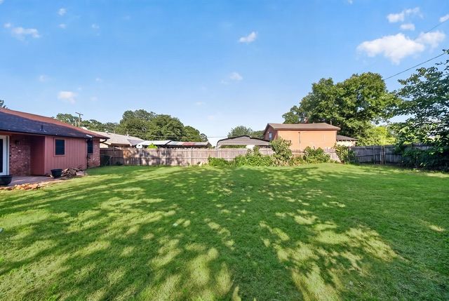 3856 Brambleton Place, Forest Hill, TX 76119