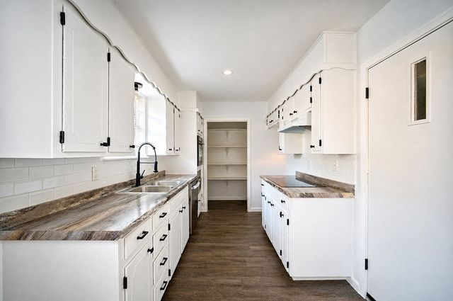 3856 Brambleton Place, Forest Hill, TX 76119