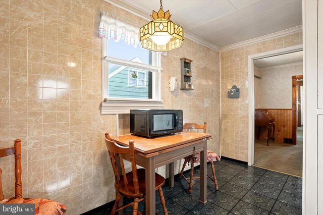 35 ELM AVE, Jenkintown, PA 19046