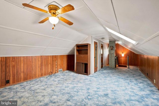 35 ELM AVE, Jenkintown, PA 19046