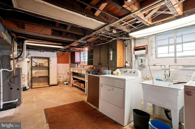 35 ELM AVE, Jenkintown, PA 19046