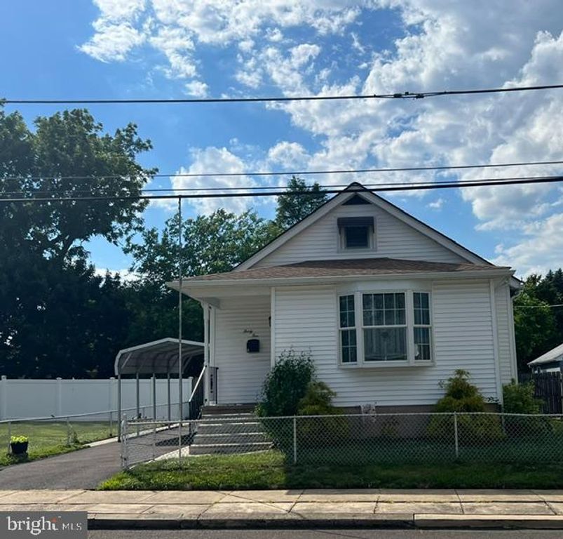 35 ELM AVE, Jenkintown, PA 19046