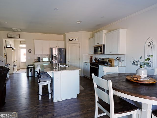 97 Thompson Drive, Dallas, GA 30132