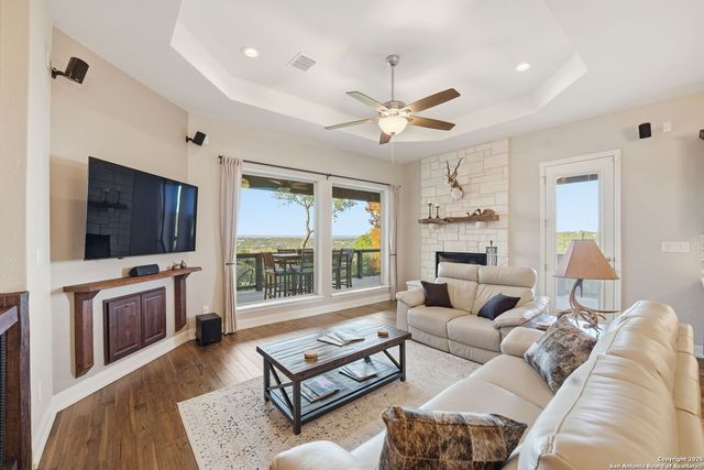 1630 Bella Vista, Canyon Lake, TX 78133