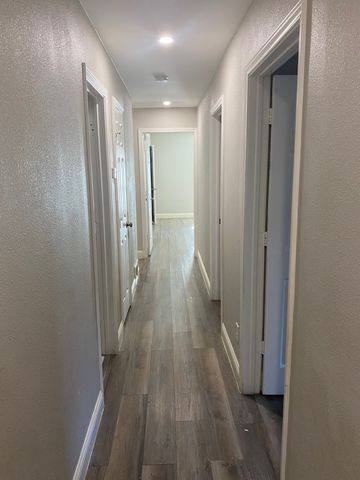 4059 Random Circle, Garland, TX 75043