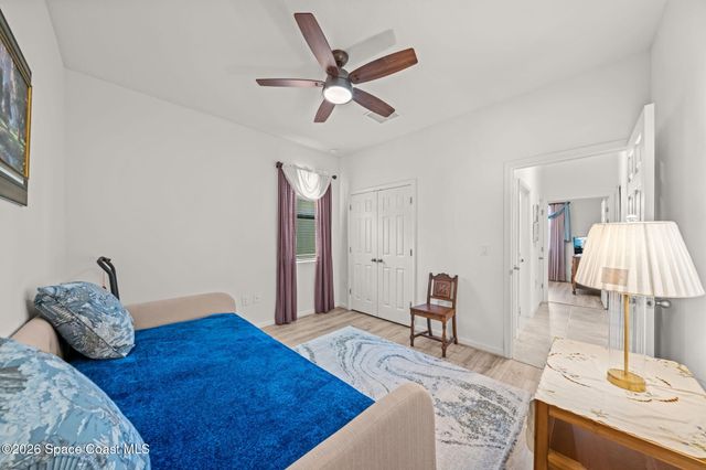 916 Old Country SE, Palm Bay, FL 32909