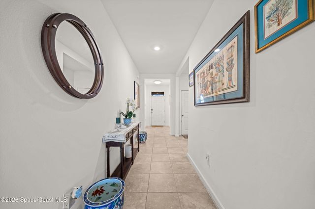 916 Old Country SE, Palm Bay, FL 32909