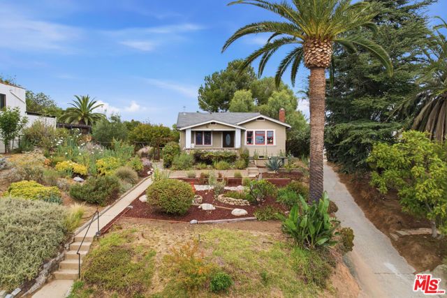1842 Phillips Way, Los Angeles, CA 90042