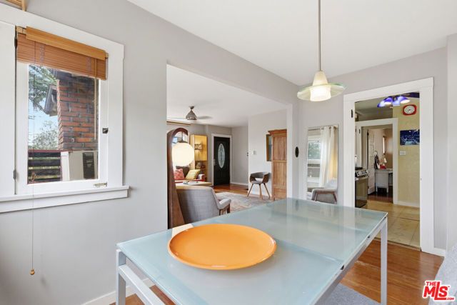 1842 Phillips Way, Los Angeles, CA 90042
