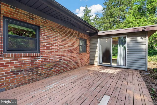 914 SOMERSET LN, York, PA 17403