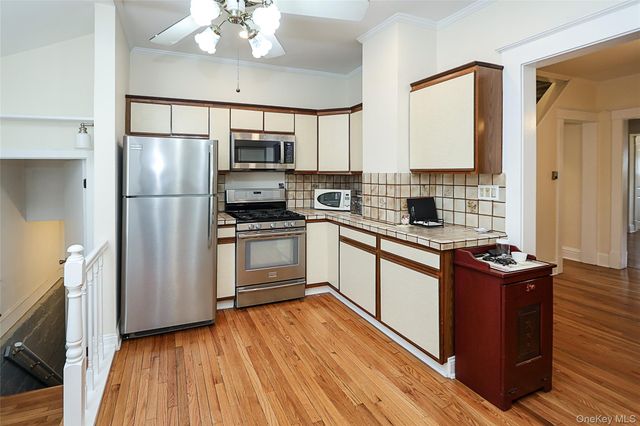 515 Elm Street, West Hempstead, NY 11552