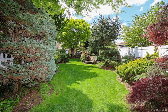 515 Elm Street, West Hempstead, NY 11552