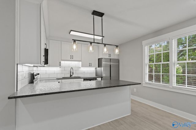 401 E Clinton Avenue 2, Huntsville, AL 35801