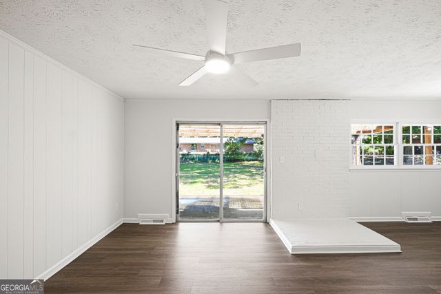 30 Roberts Lane, Covington, GA 30014