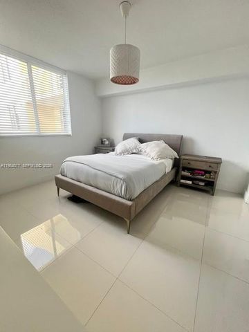 18800 NE 29th Ave 1021, Aventura, FL 33180