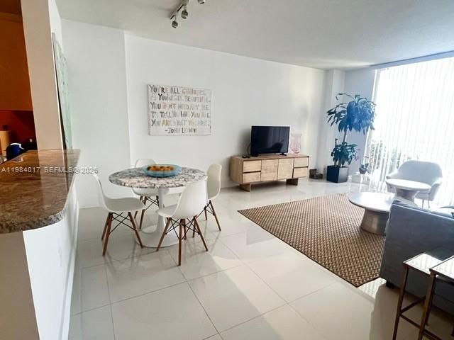 18800 NE 29th Ave 1021, Aventura, FL 33180