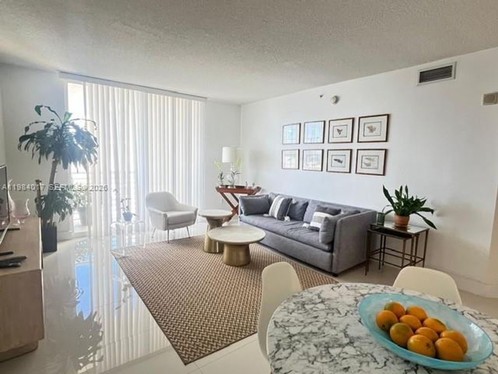 18800 NE 29th Ave 1021, Aventura, FL 33180